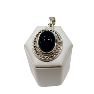 Dije oval en plata con piedra onix