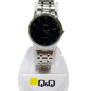 Reloj "Q&Q" malla metalica Plateado