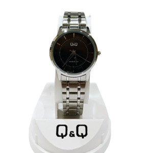 Reloj "Q&Q" malla metalica Plateado