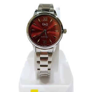 Reloj "Q&Q" malla metalica Plateado