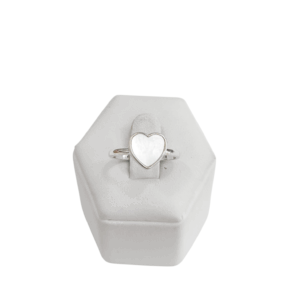 Anillo corazon en plata con nacar