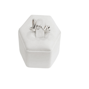 Anillo love en plata