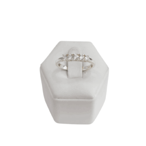 Anillo en plata con cubic y circonias