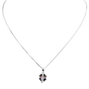 Cadena de plata con dije trébol 4 hojas