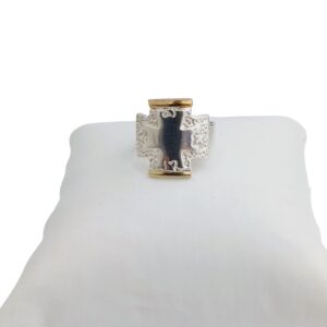 Anillo Cruz plata y oro con relieve