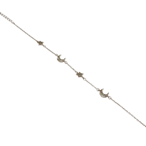 Pulsera de plata con dijes de lunas y estrellas