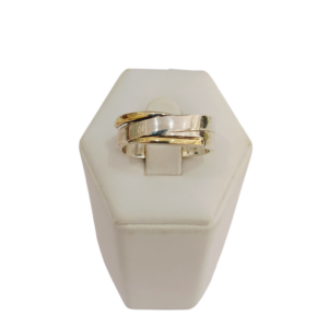 Anillo de plata con bordes en oro